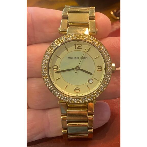 Women's 40mm Gold Tone Michaell Kors Watch, Crystal Accents, MK-5089 - Picture 2 of 4